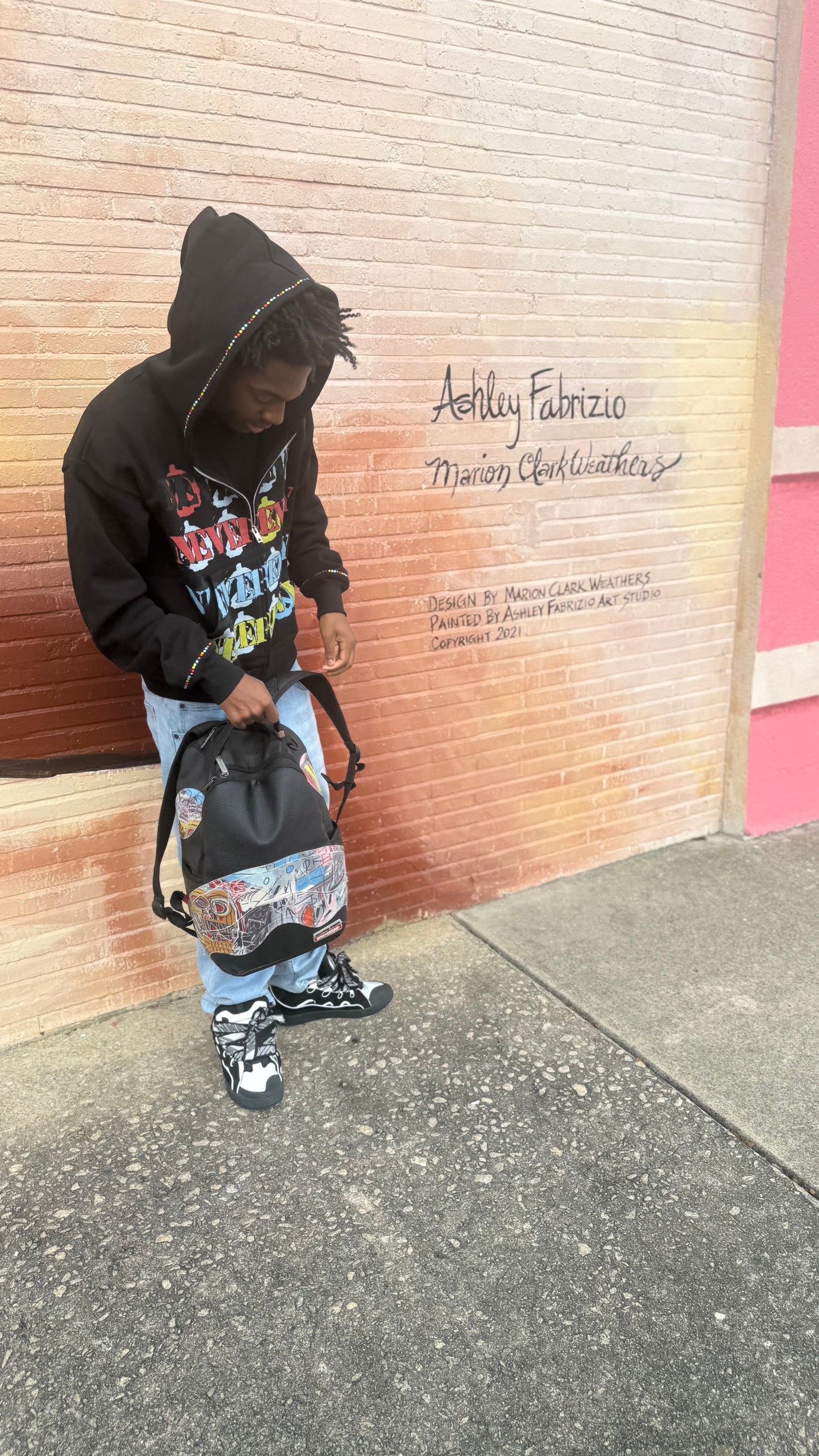 NEVERENVY “PEACE” ZIP-UP HOODIE